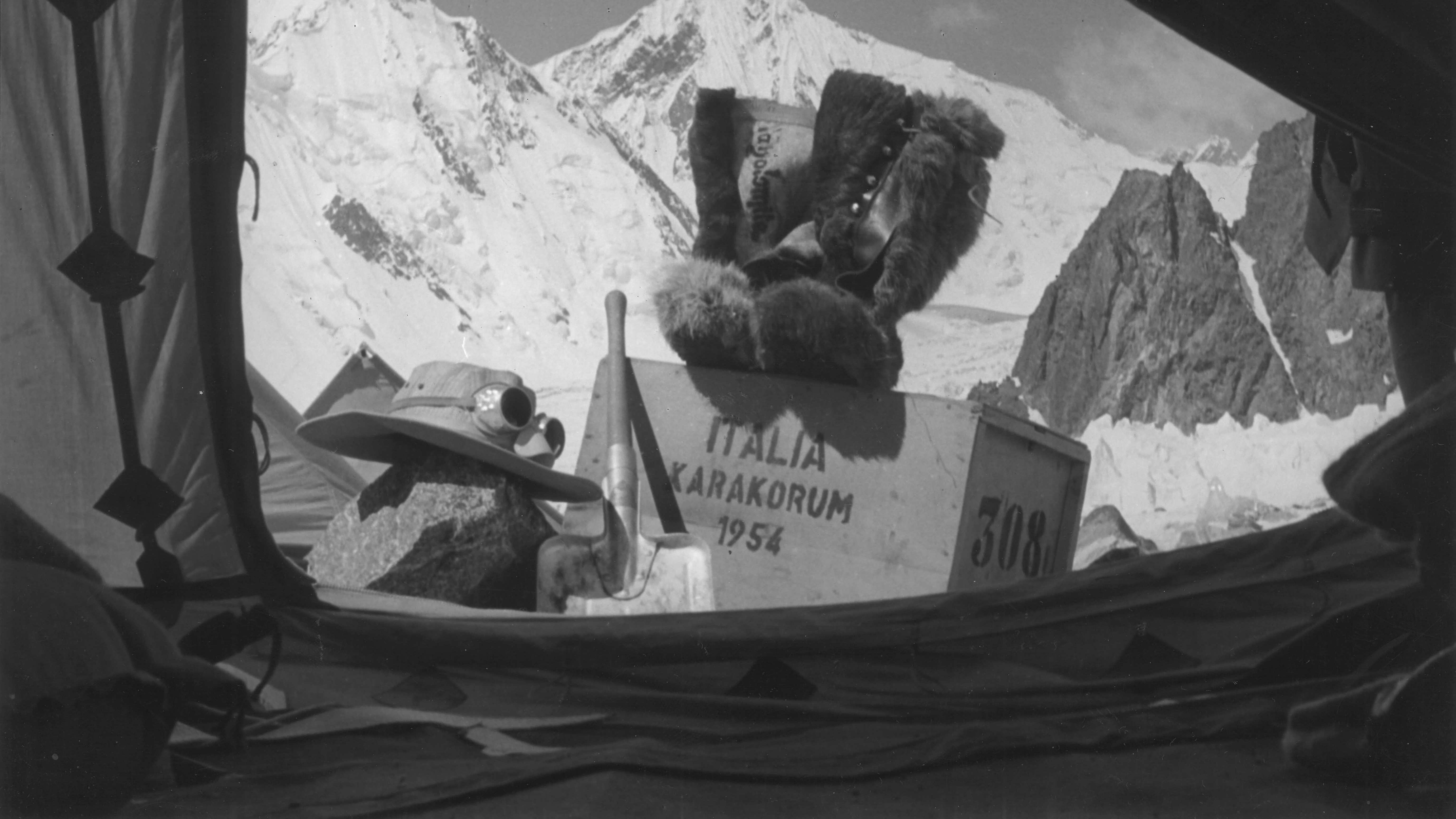 Cinquantaquattro History