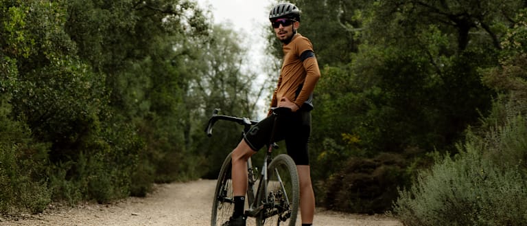Men's Gravel Riding Apparel & Equipment