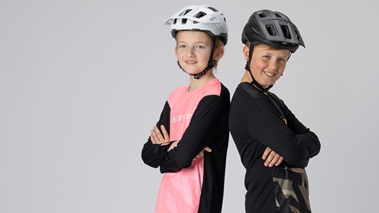 Kids in Scott bike clothes
