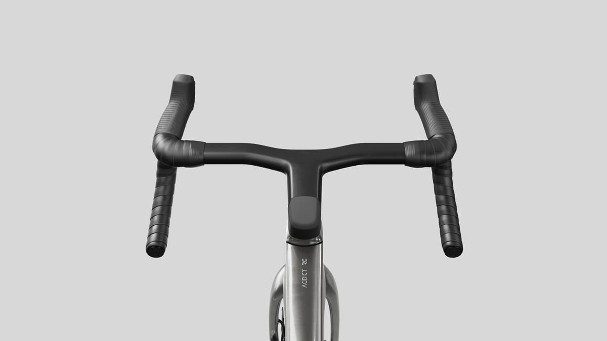 SCO-2025-Addict-RC-COCKPIT-technology-bike.jpg