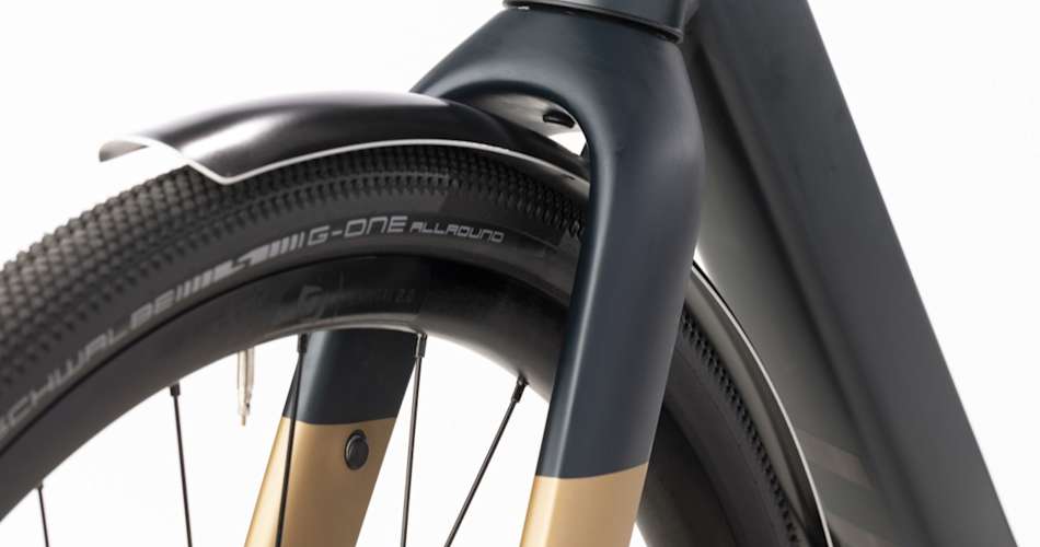 CARBON FORK