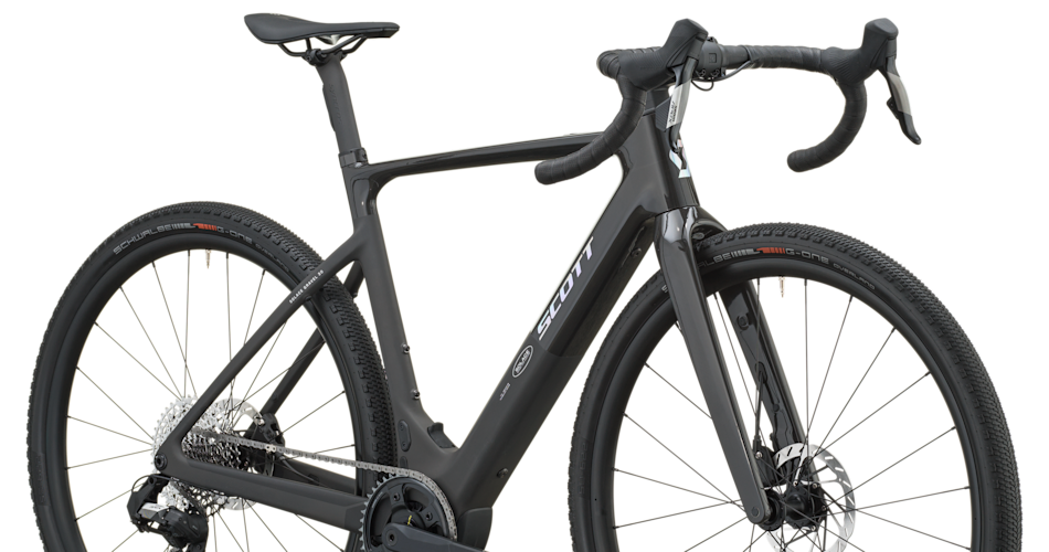 Scott Solace Gravel 30 carbon frame and integrated battery