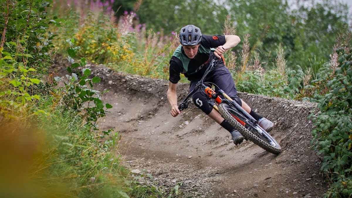 Morgins Ride Along with Scotty Laughland
