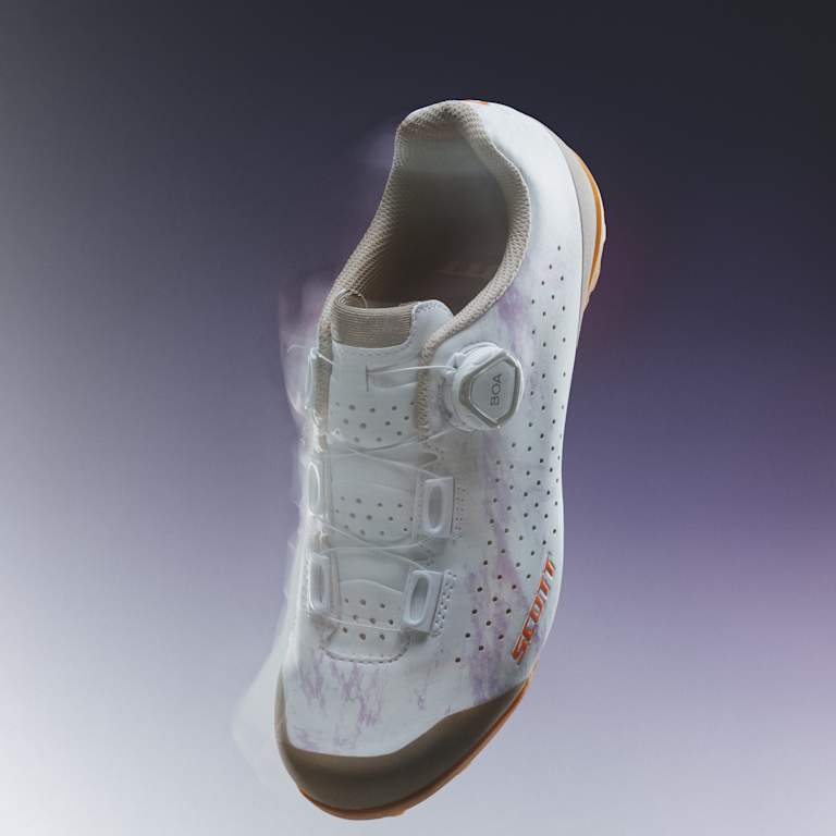 Floating Gravel Pro shoe.